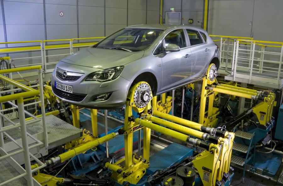 Opel Astra 5-Door 2009 года  (фото 120 из 170)
